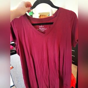 Red short sleeve classic fit tshirt